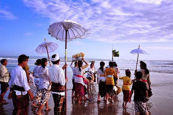 3 Pantai di Sekitar Bandara Bali Yang Harus Anda Kunjungi