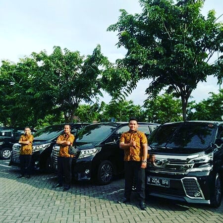 Sewa Mobil Keluarga Di Bali